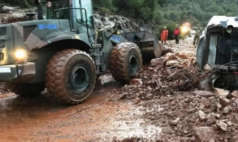 Καρδίτσα: Συνδρομή Στρατού στις περιοχές που επλήγησαν από τον "Ιανό"